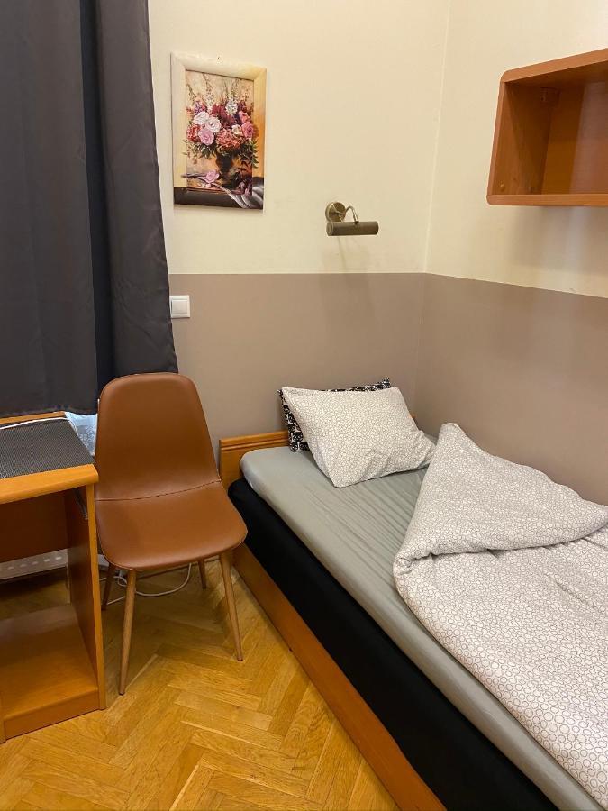 Guest Rest Studio Apartments Budapest Eksteriør billede