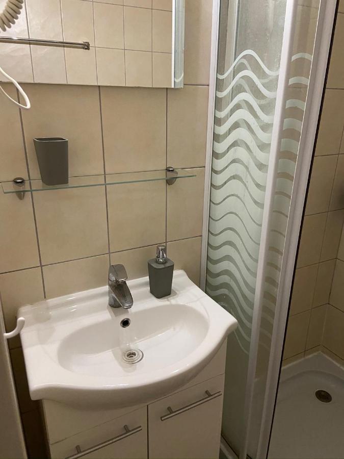 Guest Rest Studio Apartments Budapest Eksteriør billede